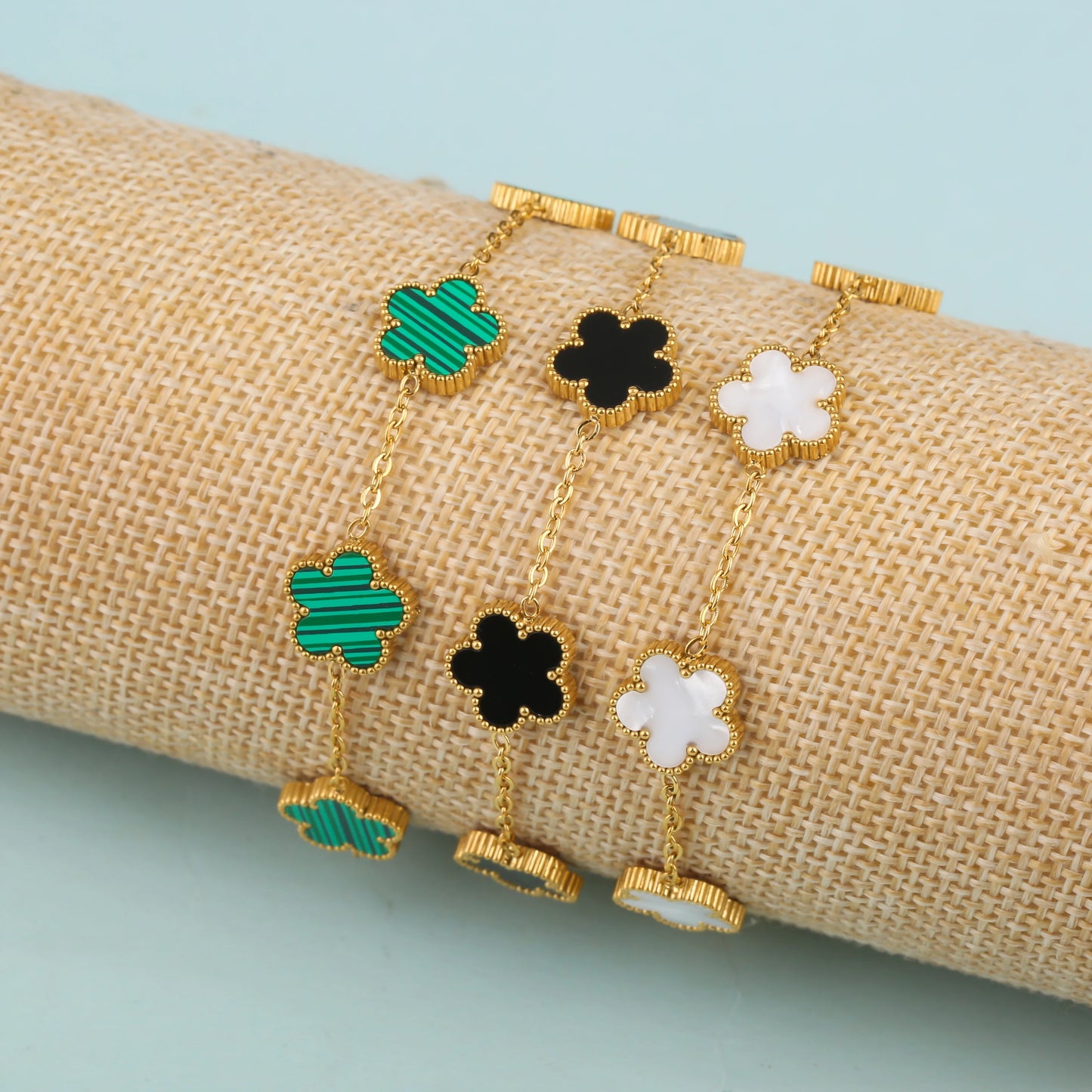 Hengsangxin Adjustable Gold Plated 316L Stainless Steel Flower Clover Bracelet