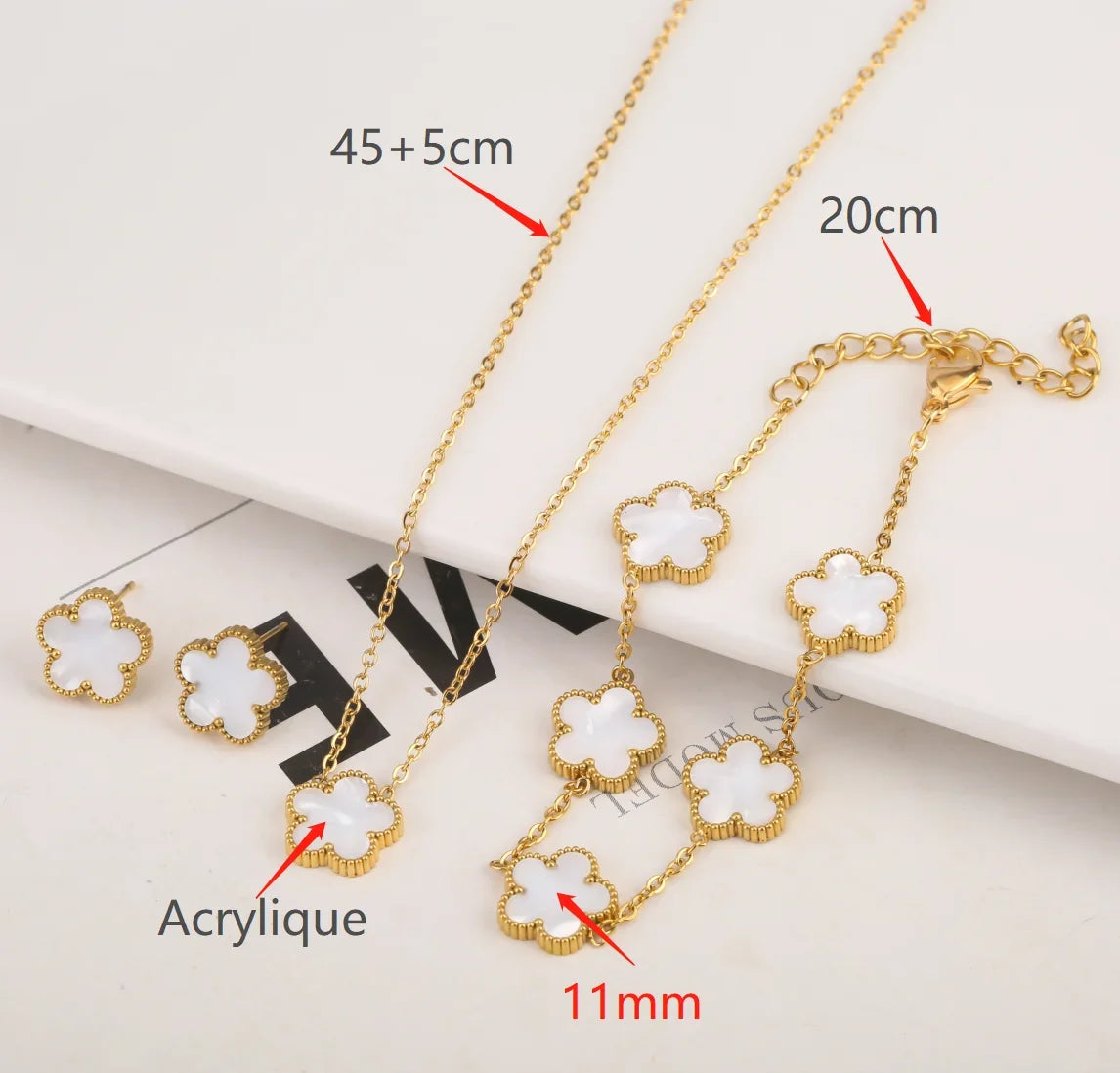 Hengsangxin Adjustable Gold Plated 316L Stainless Steel Flower Clover Bracelet