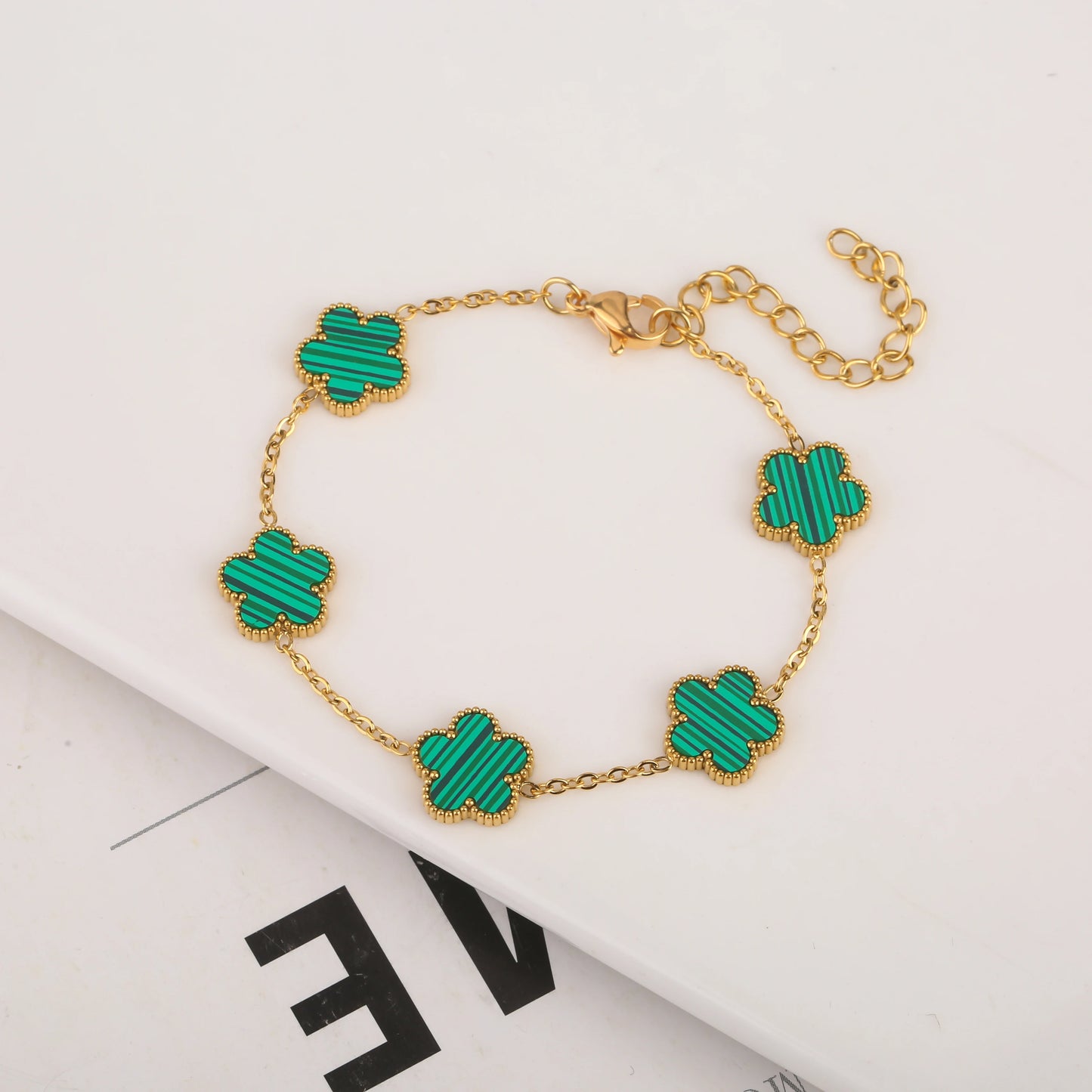 Hengsangxin Adjustable Gold Plated 316L Stainless Steel Flower Clover Bracelet